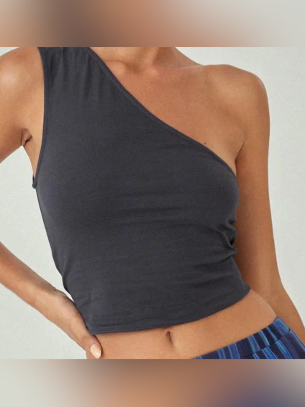 Motel rocks One-Shoulder Charcoal Crop Top - Women
